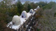 Lost Places – Das Ashram des Maharishi war ein Ort, an den Menschen kamen, um zu meditieren.