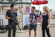 Hawaii Five-0 – L-R: Steve McGarrett (Alex O'Loughlin); Thomas Magnum (Jay Hernandez); Juliett Higgins (Perdita Weeks)