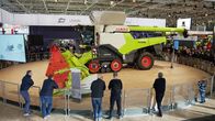 PS-Riesen im Einsatz - Landmaschinen – Die alle zwei Jahre stattfindende Agritechnica in Hannover ist die Weltmesse für alles, was mit Landmaschinentechnik zu tun hat.