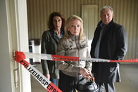 Tatort – Untersuchen den Tatort: Adele Neuhauser als Major Bibi Fellner, Erika Mottl als Profilerin Dr. Henriette Cerwenka, Harald Krassnitzer als Sonderermittler Moritz Eisner