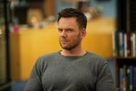 Community – Community Staffel 5 Folge 8 Skeptiker: Joel McHale als Jeff Winger Copyright: SRF/2014 Sony Pictures Television Inc. and Open 4 Business Productions LLC.