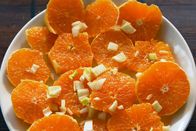 Zu Tisch ... – Erfrischung pur: Orangensalat mit Fenchel und Meersalz