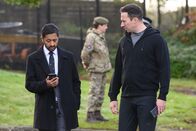 Silent Witness – DI Guyatt (Ash Tandon, l.); Dr. Jack Hodgson (David Caves, r.)