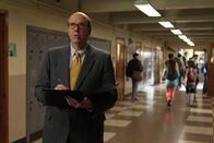 The Goldbergs – Stephen Tobolowsky (Direktor Ball).