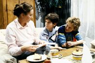 Der Leihopa – (v.li.) Hertha Schell (Silvia Fritsch), Eva Maria Suppan (Eva Fritsch), Roman Billiani (Roman Fritsch).