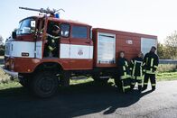 Frieda - Mit Feuer und Flamme – (v.l.n.r.) Phillip Marchand (Arne Rudolf); Pippa Meisner (Natascha Weitzendorf); Yvonne Schwielow (Ruth Blauert)