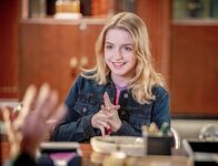 Young Sheldon – Paige Swanson (Mckenna Grace)