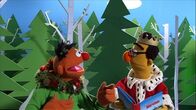 Sesamstraße – Ernie (l.) als Rumpelstilzchen, Bert (r.) als Prinzessin