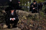 Murdoch Mysteries – Zuerst von links: William Murdoch (Yannick Bisson)
