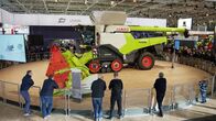 PS-Riesen im Einsatz - Landmaschinen – Die alle zwei Jahre stattfindende Agritechnica in Hannover ist die Weltmesse für alles, was mit Landmaschinentechnik zu tun hat.
