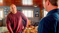 Navy CIS: L.A. – Sam Hanna (LL Cool J, l.); G. Callen (Chris O'Donnell, r.)