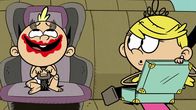 Willkommen bei den Louds – L-R: Lily und Lola Loud