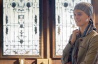 In Therapie – Die Ergebnisse ihrer Krebsbehandlung stimmen Lydia (Suzanne Lindon) optimistisch und auch ihre Beziehung zu Antoine verbessert sich.