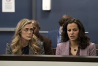 Manifest – Michaela Stone (Melissa Roxburgh, l.); Grace Stone (Athena Karkanis, r.)