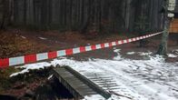 Ermittler! – Die Polizei in Tschechien hat einen Leichenfundort abgesperrt.