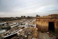 Der Preis des Krieges – Viele Städte im Irak sind nach jahrzehntelangen Kämpfen bis zu 50 Prozent zerstört. Die Kosten für den Wiederaufbau belaufen sich auf Milliarden von Dollar.