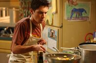 Malcolm mittendrin – Für Thanksgiving bereitet Reese (Justin Berfield) ein gigantisches Festmahl vor, das die Familie in Staunen versetzt ...