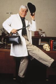 Diagnose: Mord – Dr. Sloan (Dick Van Dyke) in seiner Lieblingsrolle - als Entertainer.