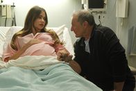 Modern Family – Gloria Delgado-Pritchett (Sofía Vergara), Jay Pritchett (Ed O'Neill)