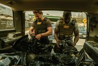 Criminal Squad – Zuerst von links: "Big Nick"O'Brian (Gerard Butler)
