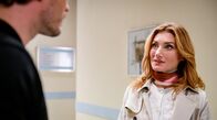 Sturm der Liebe – Alexandra (Daniela Kiefer, r.) glaubt, dass Tom (Milan Marcus, l.) den Unfall provoziert hat.