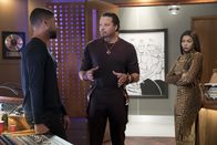 Empire – Die Stimmung zwischen Lucious (Terrence Howard, M.), Jamal (Jussie Smollett, l.) und Cookie (Taraji P. Henson, r.) ist mal wieder angespannt ...