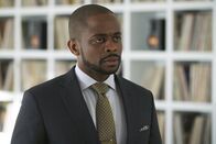 Suits – Suits (2018)