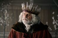 Tinkas Weihnachtsabenteuer – König Gobbe (Lars Knutzon) macht sich Sorgen.