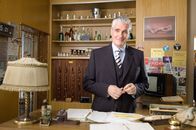 Arme Millionäre – Paul (Sky du Mont) kämpft weiter um den Erhalt seiner Pension.