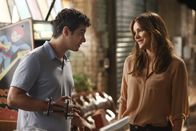 Scorpion – Eine Offenbarung von Paige (Katharine McPhee, r.) lässt Walter (Elyes Gabel, l.) daran zweifeln, ob er und Paige je mehr als gute Freunde sein können ...