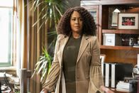 All Rise - Die Richterin – Lola Carmichael (Simone Missick)