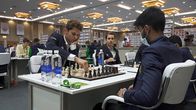 Reporter – Schach-Grossmeister Nico Georgiadis spielt gegen einen der stärksten Gegner des Turniers.