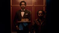 Monkey Man – l-r: Dev Patel als Kid, Pitobash als Alphonso