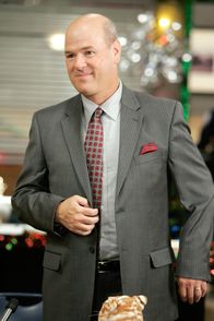 Monk – Larry Miller (Garrett Price).