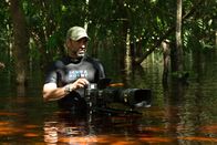 Feindselige Erde – BRAZIL - Flooded Forest Filming Brazil, Camera operator Cristian Dimitrius, Capturing an immersive landscape piece on the wettest time of year in the Amazon Jungle