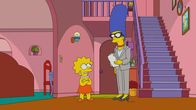 Die Simpsons – Lisa (l.); Marge (r.)