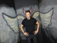 Community – (2. Staffel) - Genießt sein neues Leben am College: Jeff Wringer (Joel McHale) ...