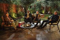 Last Man Standing – Männerabend: Bud (Robert Forster, l.), Chuck (Jonathan Adams, 2.v.l.), Ed (Hector Elizondo, 2.v.r.) und Mike (Tim Allen, r.) genießen die Frauen-freie-Zeit ...