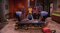 iCarly – Hinter, l-r: Sam Puckett (Jennette McCurdy), Freddie Benson (Nathan Kress), Carly Shay (Miranda Cosgrove), Spencer Shay (Jerry Trainor)
