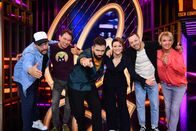 Die Quatsch Comedy Show – (v.l.n.r.) Jan van Weyde; Jochen Falck; Khalid Bounouar; Tahnee; Yannick de la Pêche; Mirja Boes