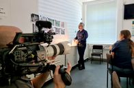 Täter - Opfer - Polizei - Extra – Kommissar René Brümmer bei Dreharbeiten.