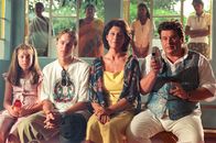 O Palmenbaum – L-R: Sissi (Mariella Hahn), Gregor (Thomas Beyrhofer), Luiserl (Mona Seefried), Joe (Erwin Steinhauer).