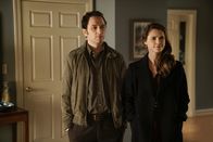 The Americans – Philip Jennings (Matthew Rhys, l.); Elizabeth Jennings (Keri Russell, r.)