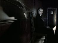 American Horror Story – (2. Staffel) - Schwester Jude (Jessica Lange) leitet die die Briarcliff-Nervenheilanstalt. Und das mit extremer Härte ...