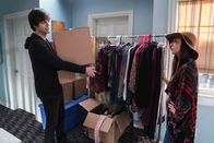 Modern Family – Dylan (Reid Ewing, l.); Lily (Aubrey Anderson-Emmons, r.)