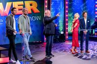 Clever! - die Rätsel Show – v.li.: Timon Moftakhar, Bob Moftakhar, Gregor Seberg, Silvia Schneider, Martin Hubinger.