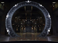 Stargate: Universe – Stargate: Universe (2009)