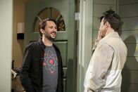 The Big Bang Theory – (v.li.) Wil Wheaton (Wil Wheaton), Jim Parsons (Sheldon Cooper).