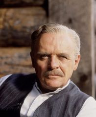 Legenden der Leidenschaft – Der kriegserprobte Colonel Ludlow (Anthony Hopkins) hat sich mit seinen drei Söhnen auf eine entlegene Farm in Montana zurückgezogen ...