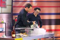 Fakt oder Fake – L-R: Bernhard Weingartner, Manuel Rubey.